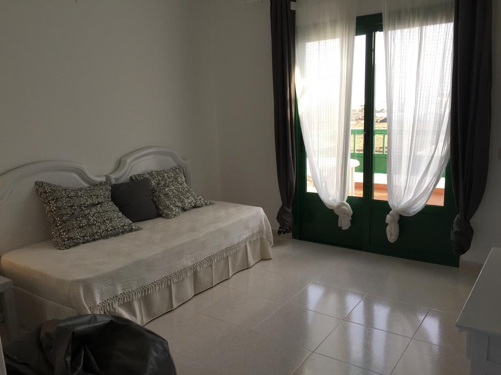Apartamentos Flamboyant Adults Only Puerto del Carmen  Quarto foto