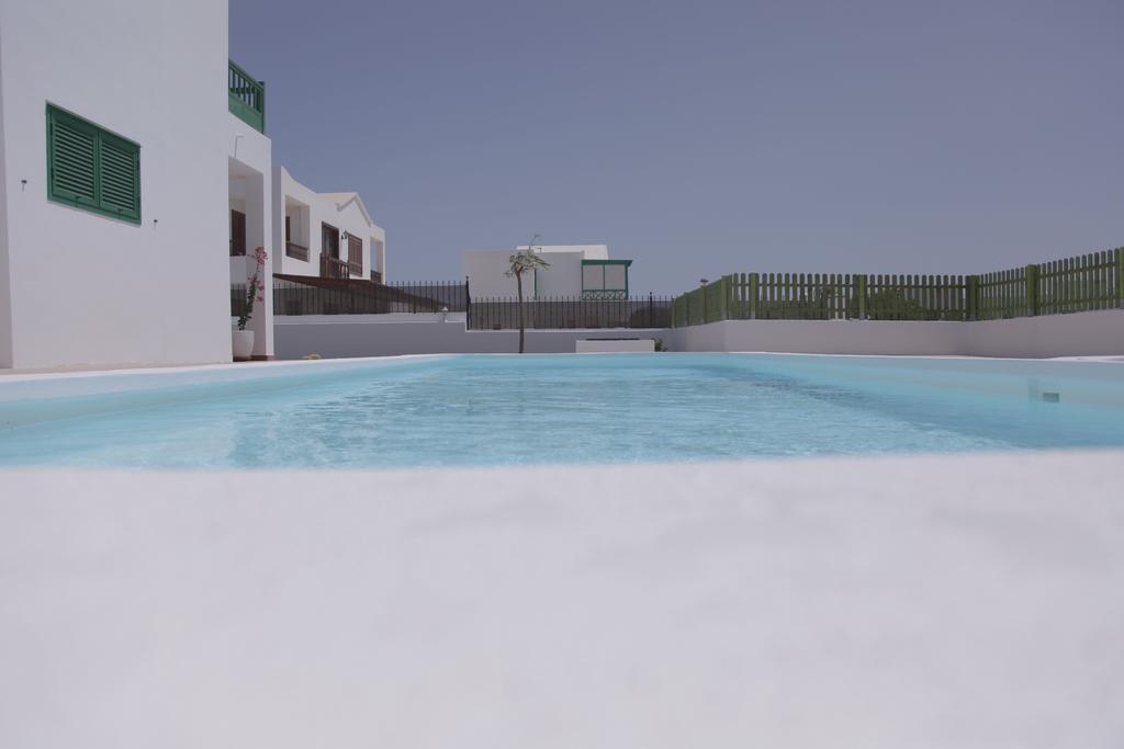 Apartamentos Flamboyant Adults Only Puerto del Carmen  Quarto foto