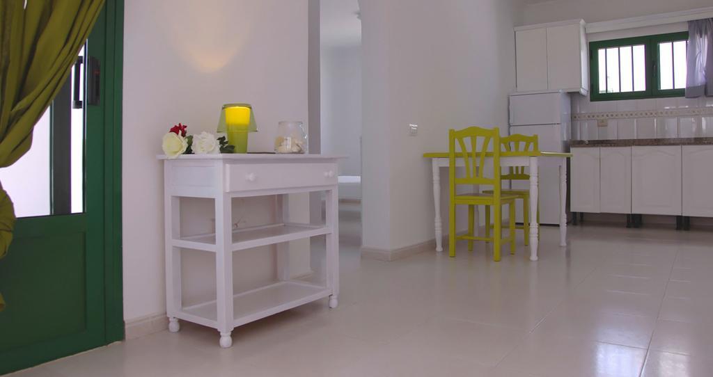 Apartamentos Flamboyant Adults Only Puerto del Carmen  Quarto foto