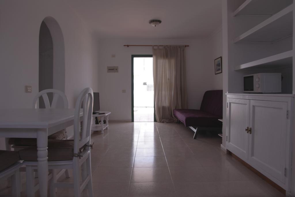 Apartamentos Flamboyant Adults Only Puerto del Carmen  Quarto foto